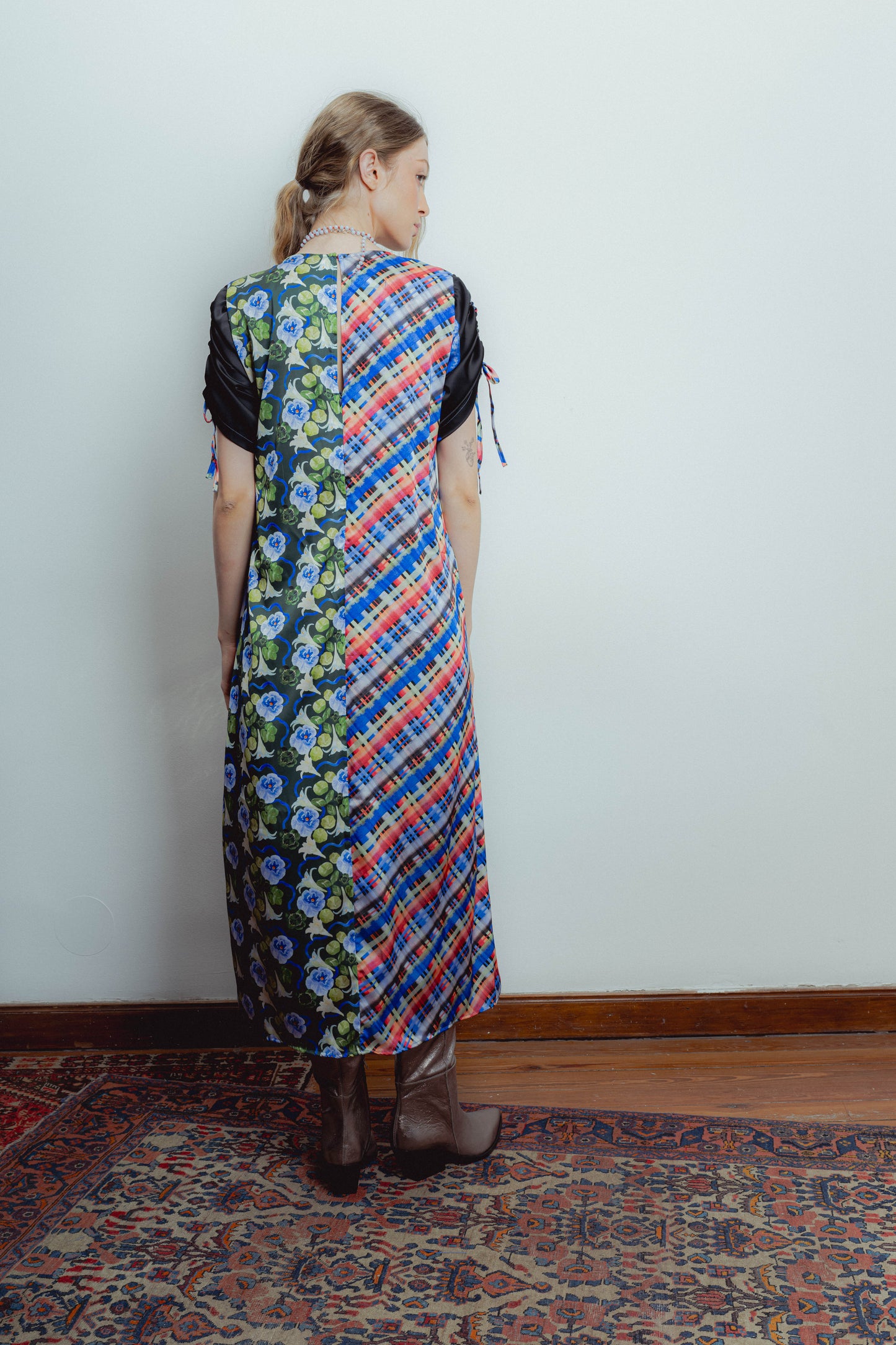 Petals Dress Winds - Black